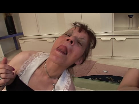 ❤️ Deux grands-mères et un grand-père font une partie à trois ❤️ Porno at porn fr.elitemangas.top