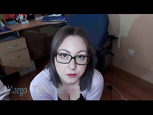 ❤️ Une fille sexy avec des lunettes suce profondément un gode devant la caméra ❤️ Porno at porn fr.elitemangas.top